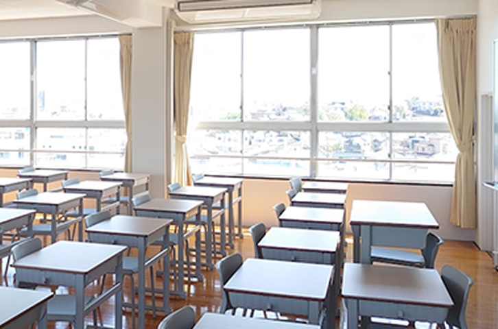 教室内のカーテンの設置・修理・交換