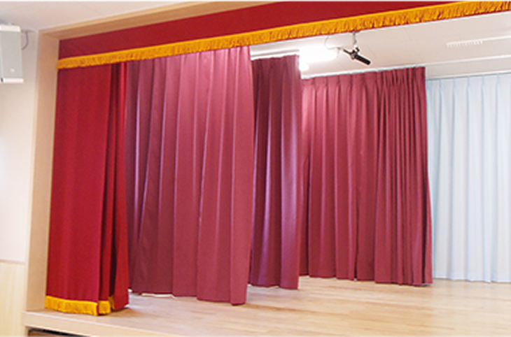 緞帳の設置・修理・交換